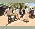 مركز الملك سلمان للإغاثة يوزع 950 سلة غذائية في ولاية سنار بالسودان